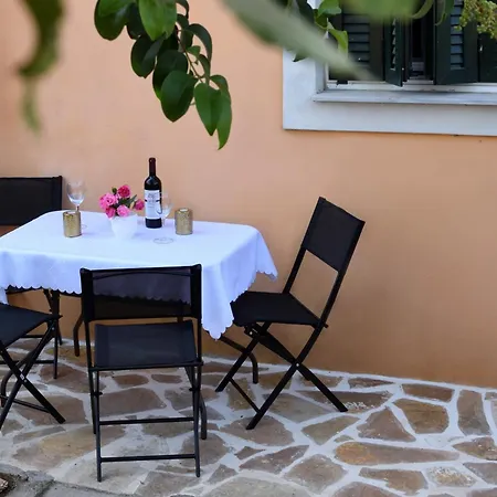 アパート Casa Rosa Corfu By Corfuescapes *